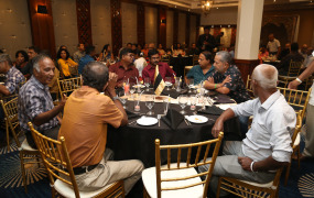 PHOTO-2022-10-19-19-59-23