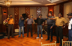 PHOTO-2022-10-19-19-59-37