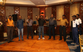 PHOTO-2022-10-19-19-59-39