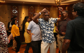 PHOTO-2022-10-19-20-10-13