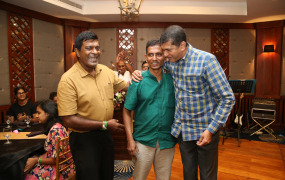 PHOTO-2022-10-19-20-10-36